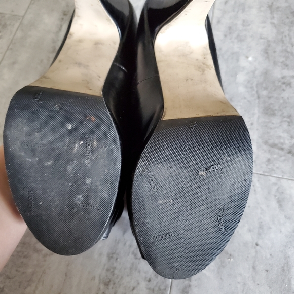 COPY - 2/$30  👠 like new Madden girl heels! size 8 - Picture 6 of 9